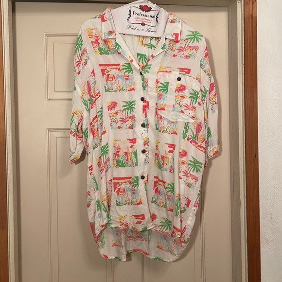 Vintage 1980s Hawaiian Tiki Luau Collared Shirt Top Blouse. Size: M USED!! - Picture 10 of 10